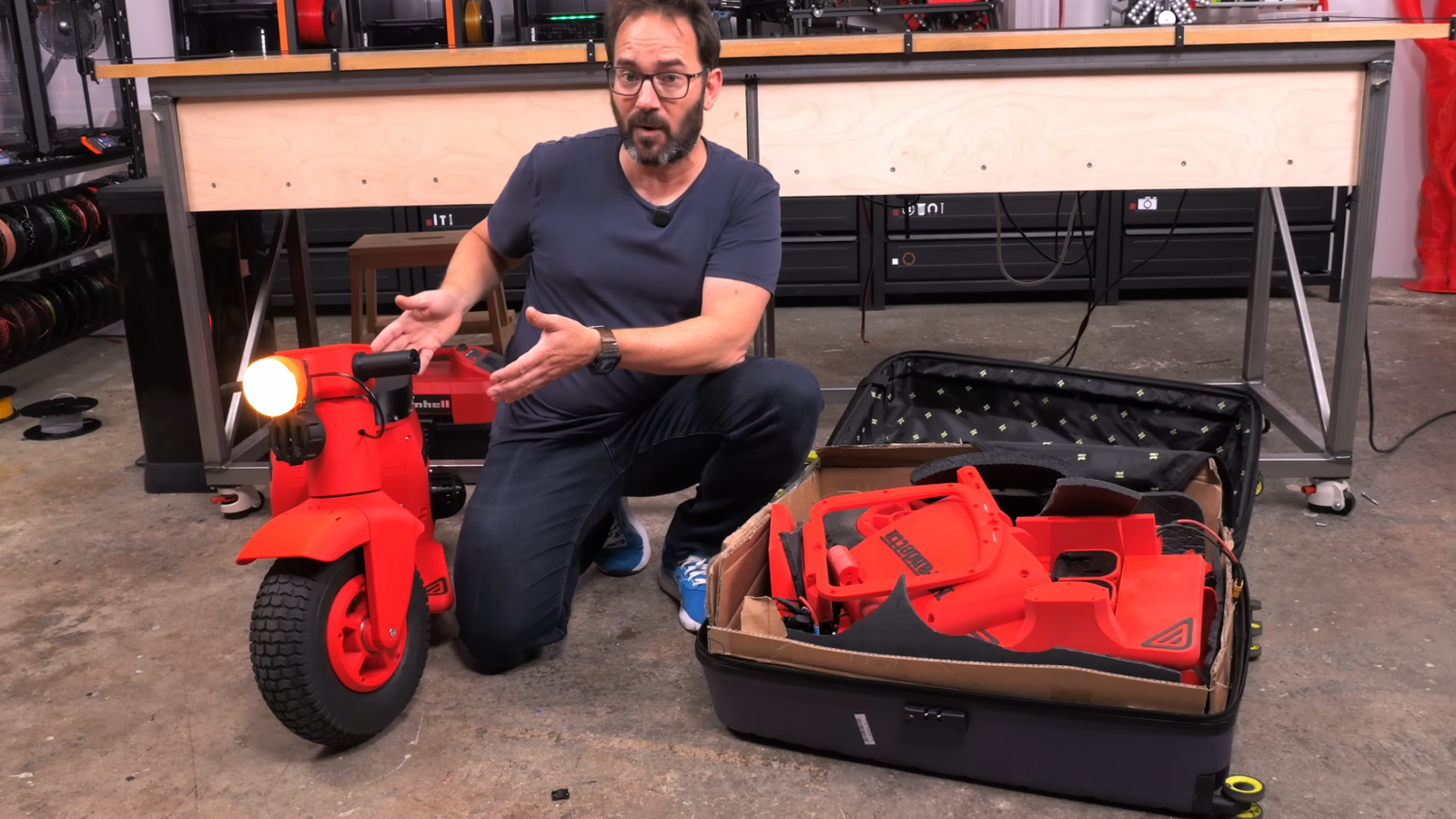 Mirandetta: The 3D-Printed Electric Motorbike That Fits in a Suitcase